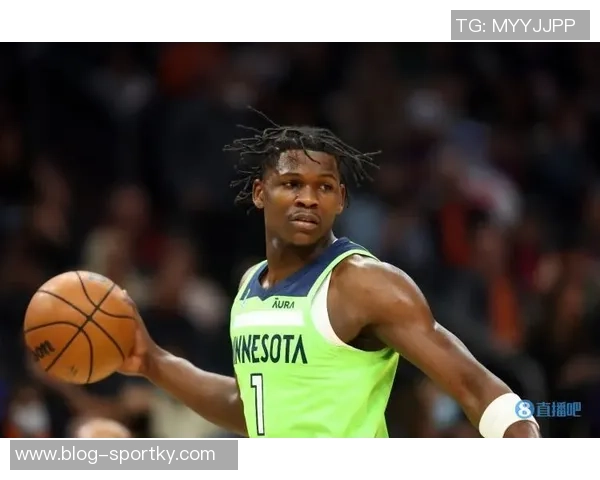 芬奇透露华子合练缺席明日出战存疑康利恢复良好即将复出 芬奇透露华子合练缺席明日出战存疑康利恢复良好即将复出